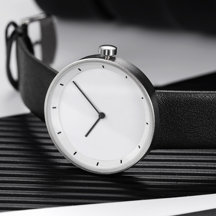 Renato™ | Orologio minimalista in pelle premium